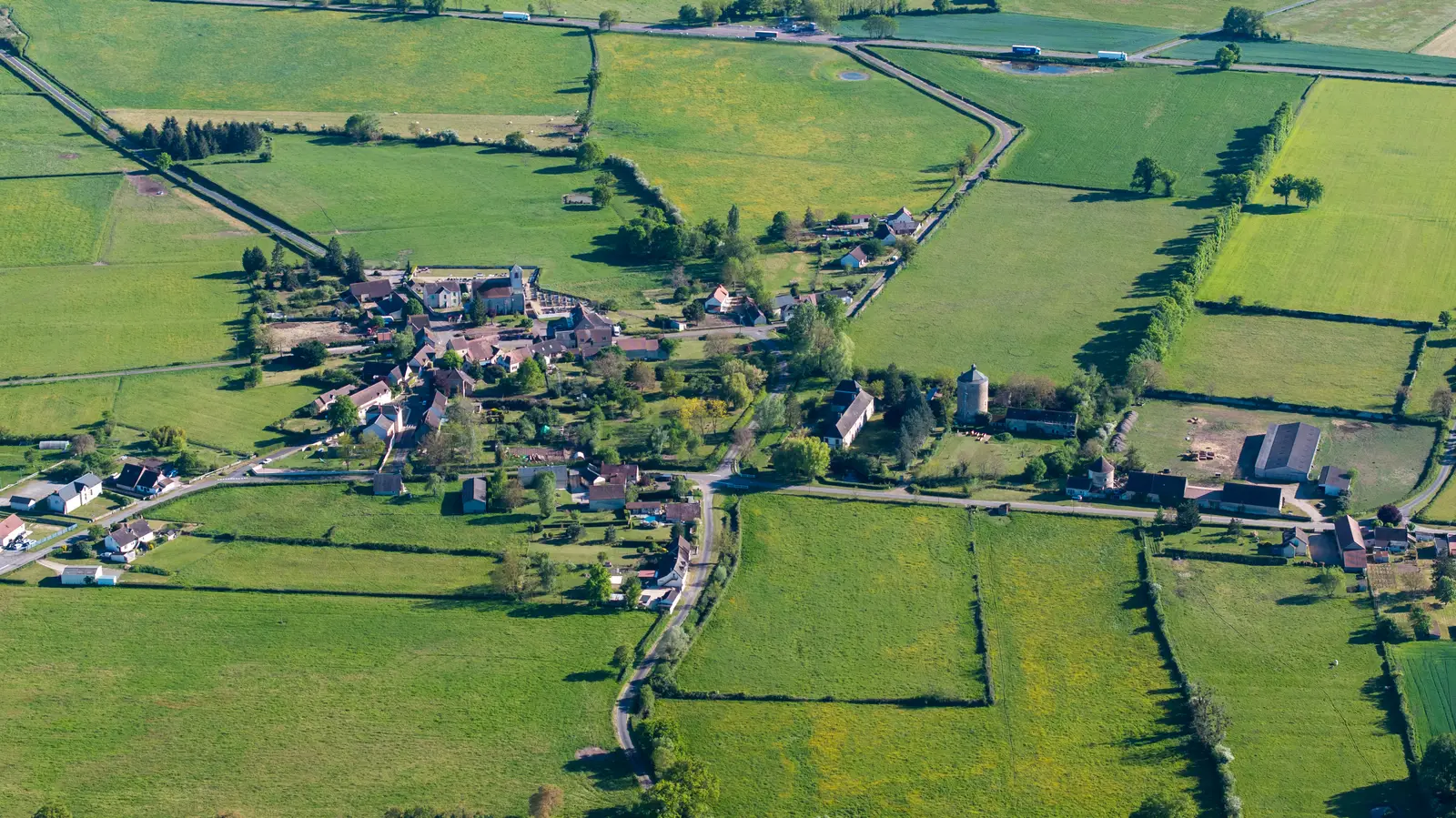 Paysage de campagne nivernaise par drone – Shot By Sacha